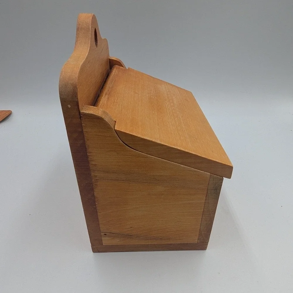 Colonial Williamsburg Wood Salt Box Brown Hinged Lid Wall Mount Storage